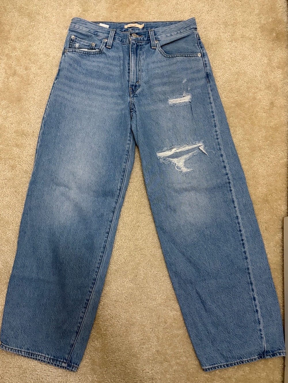 Size 27 - Levi’s Baggy Dad Jeans, distressed medium blue denim
